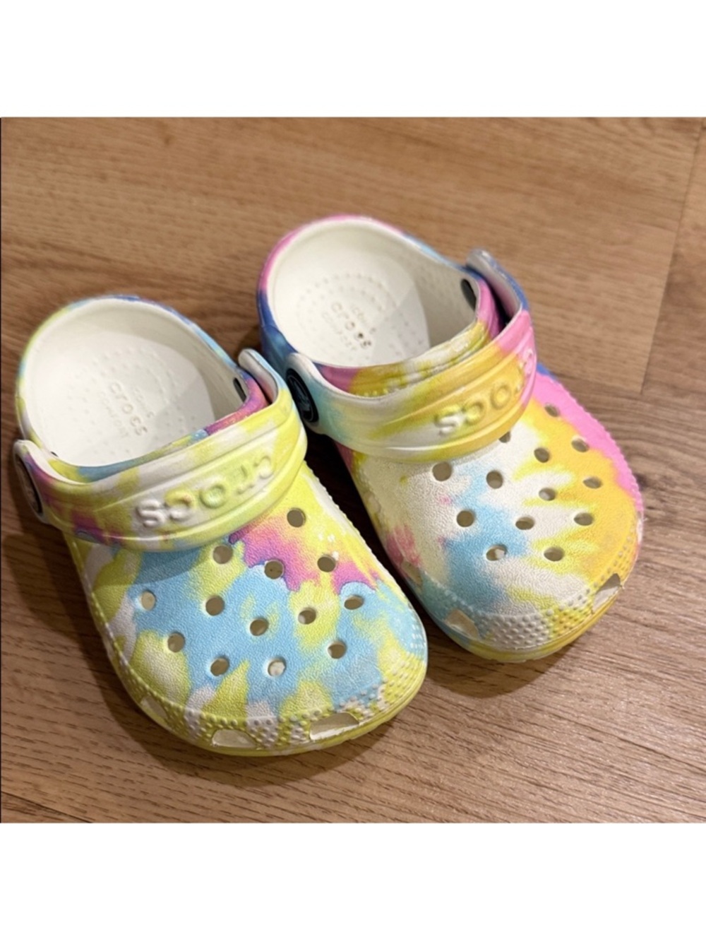 CROCS Kids Tie-Dye Classic Clog in Yellow Pink Blue